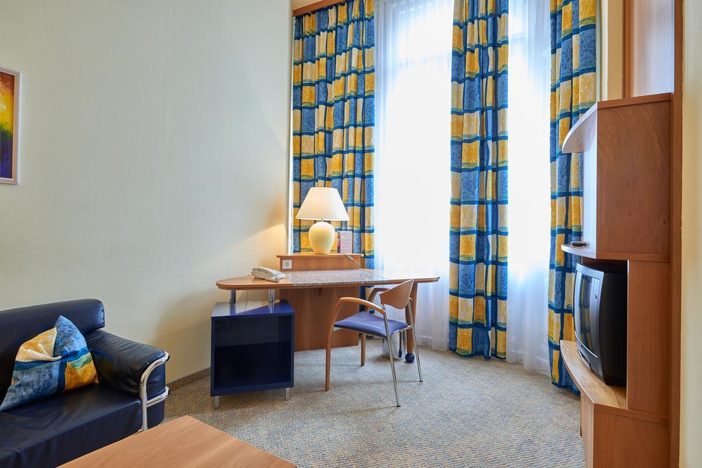 Starlight Suiten Hotel Salzgries เวียนนา ภายนอก รูปภาพ